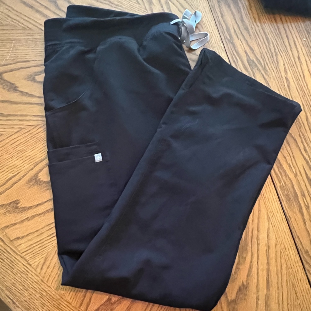 XL Kade cargo pants scrubs